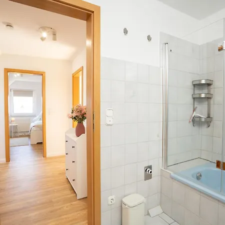 Niwaki Apartment